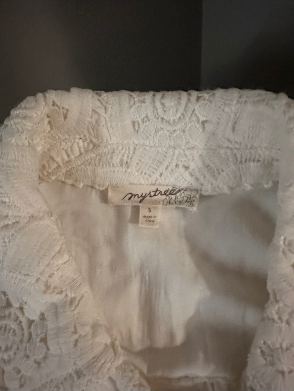 Mystree White Lace Floral Blouse